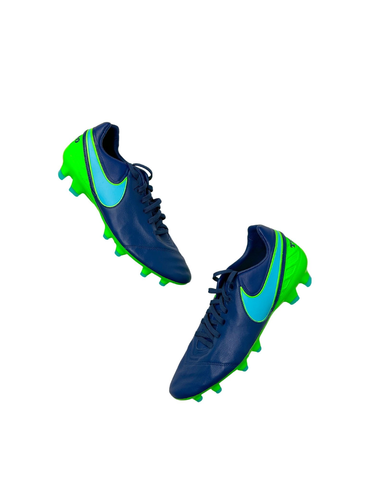 Nike recognized Tiempo Legacy IC Blue