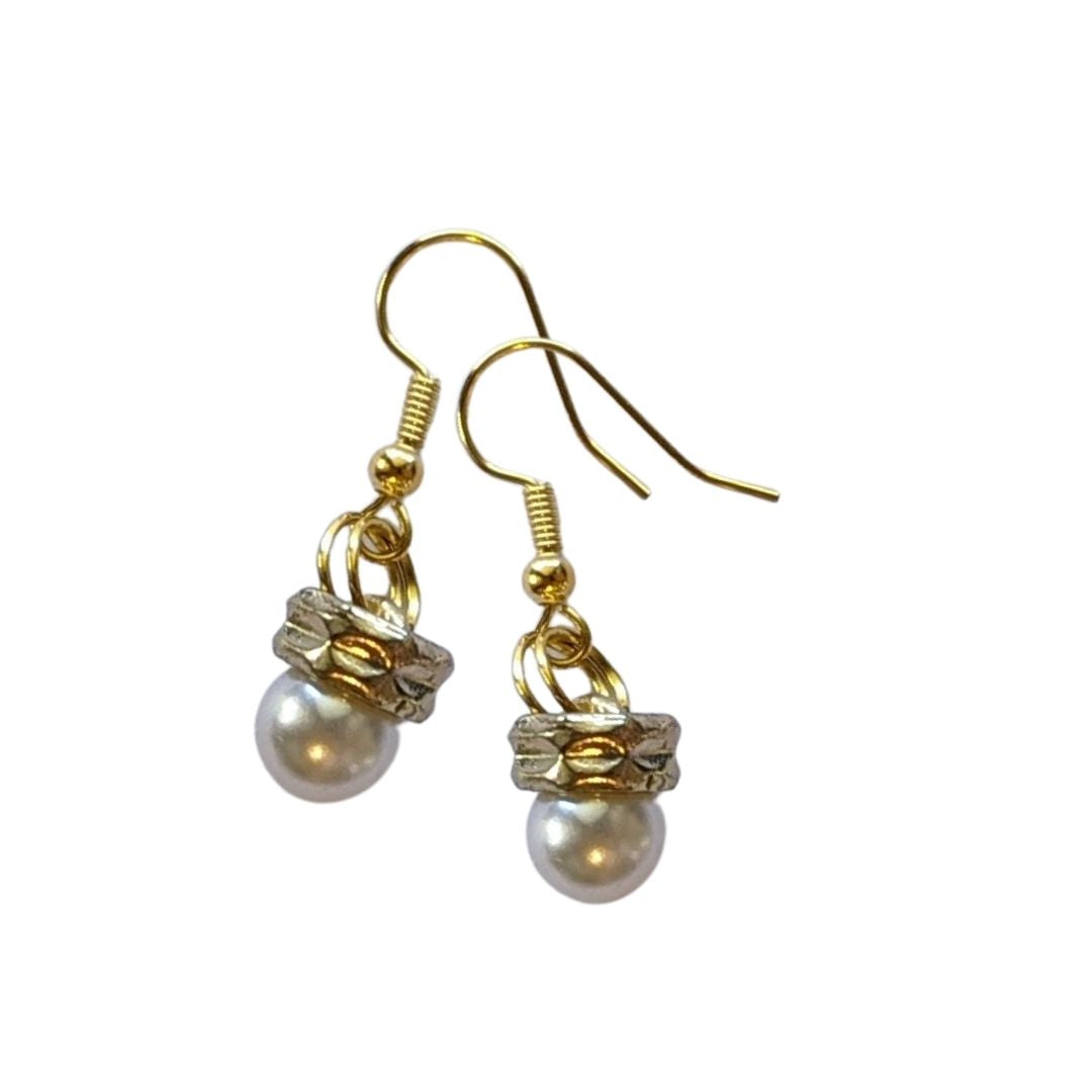 GNK PEARL EARRINGS