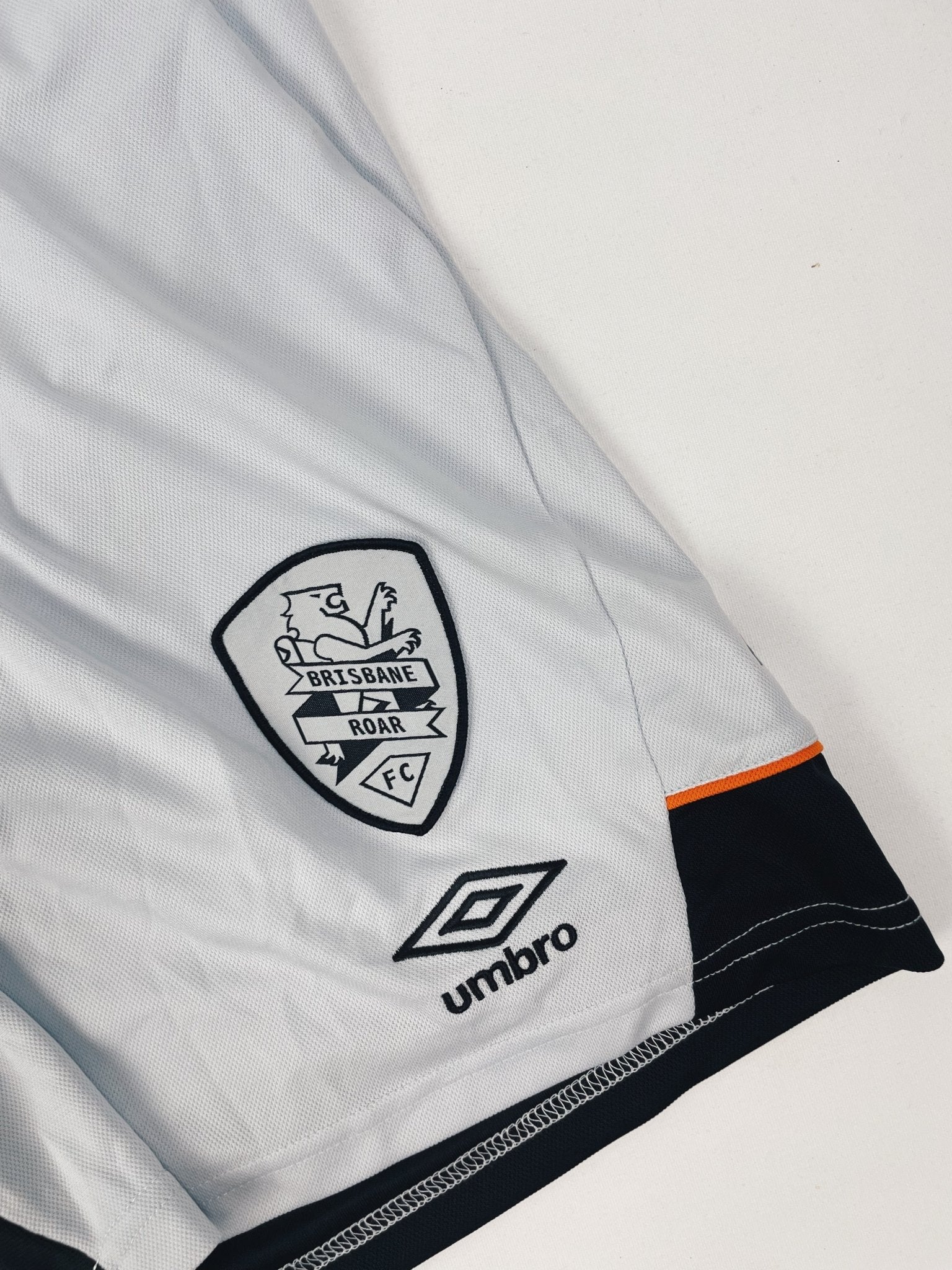 Brisbane Roar #25 Player Shorts L - Unwanted FC - stride