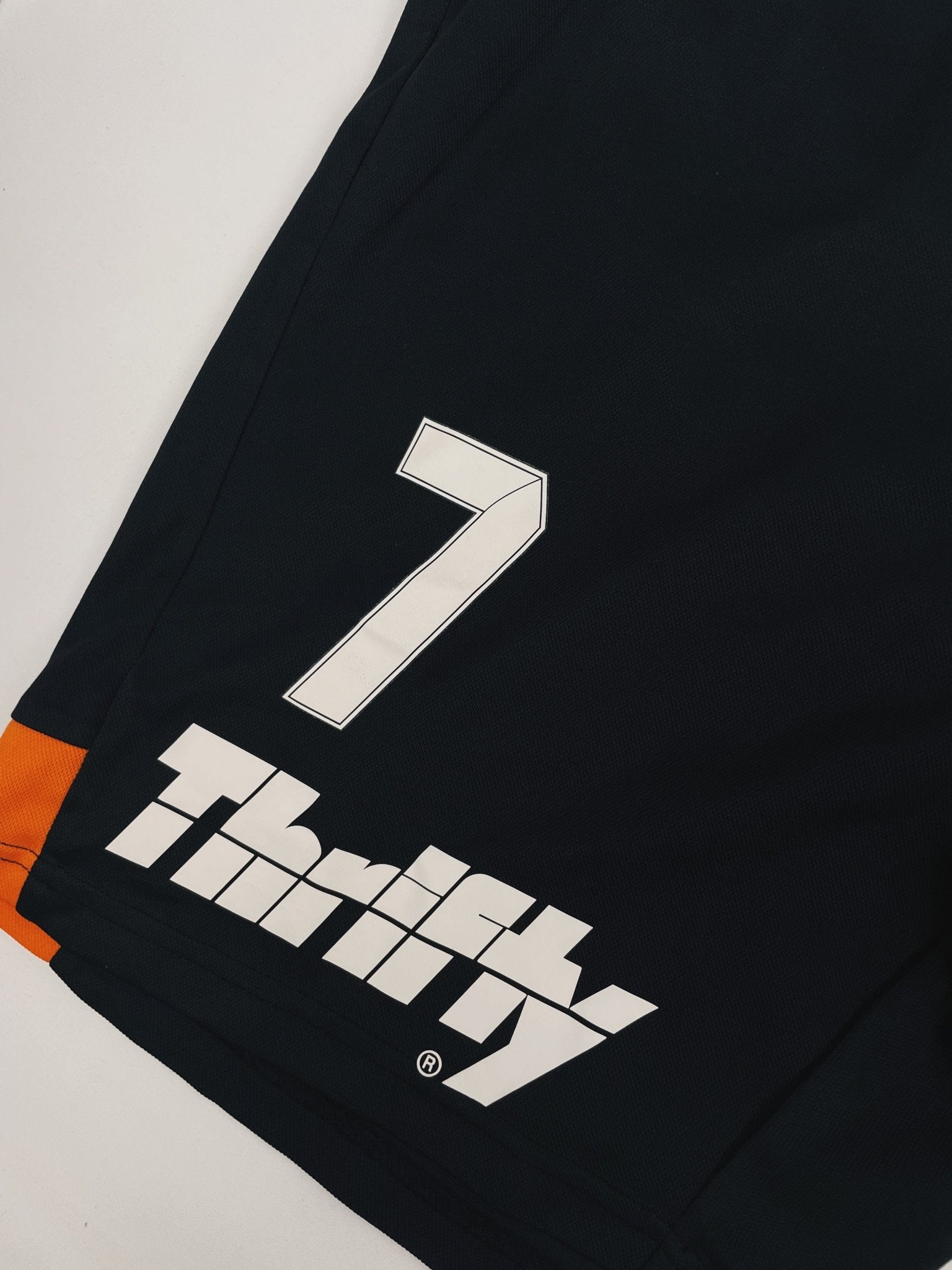 Brisbane Roar #7 Player Shorts L - Unwanted FC - stride