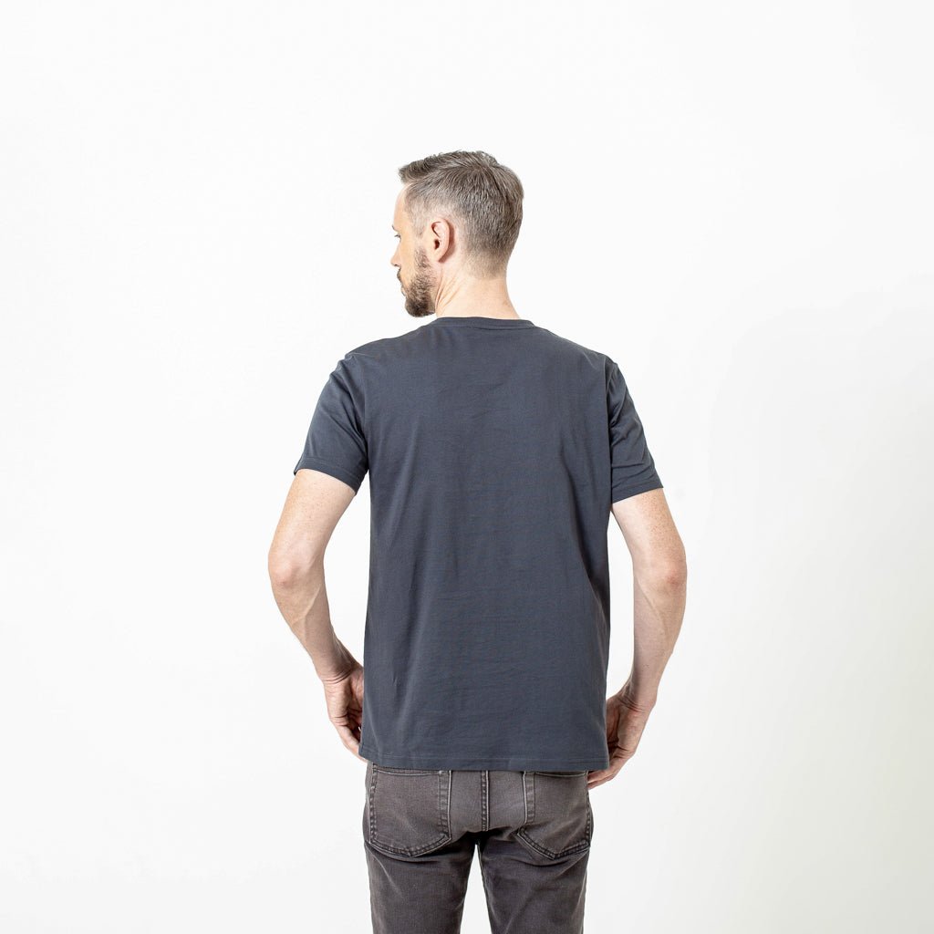 Cotton Crew (Printed) | Charcoal - Dorsu - stride