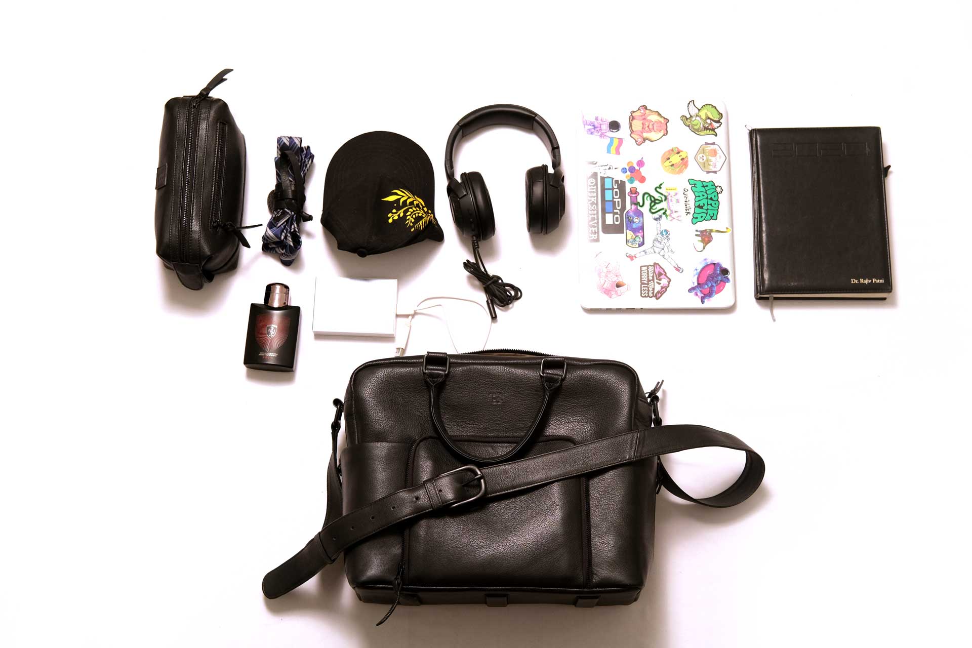 DOLPHIN MESSENGER LEATHER BAG(Black) - Bethikal - stride