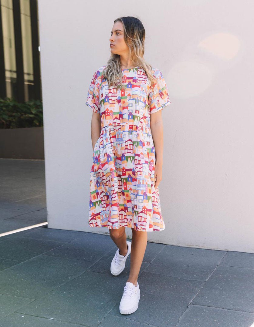 Dorothy dress - Urban Scapes - Devoi - stride