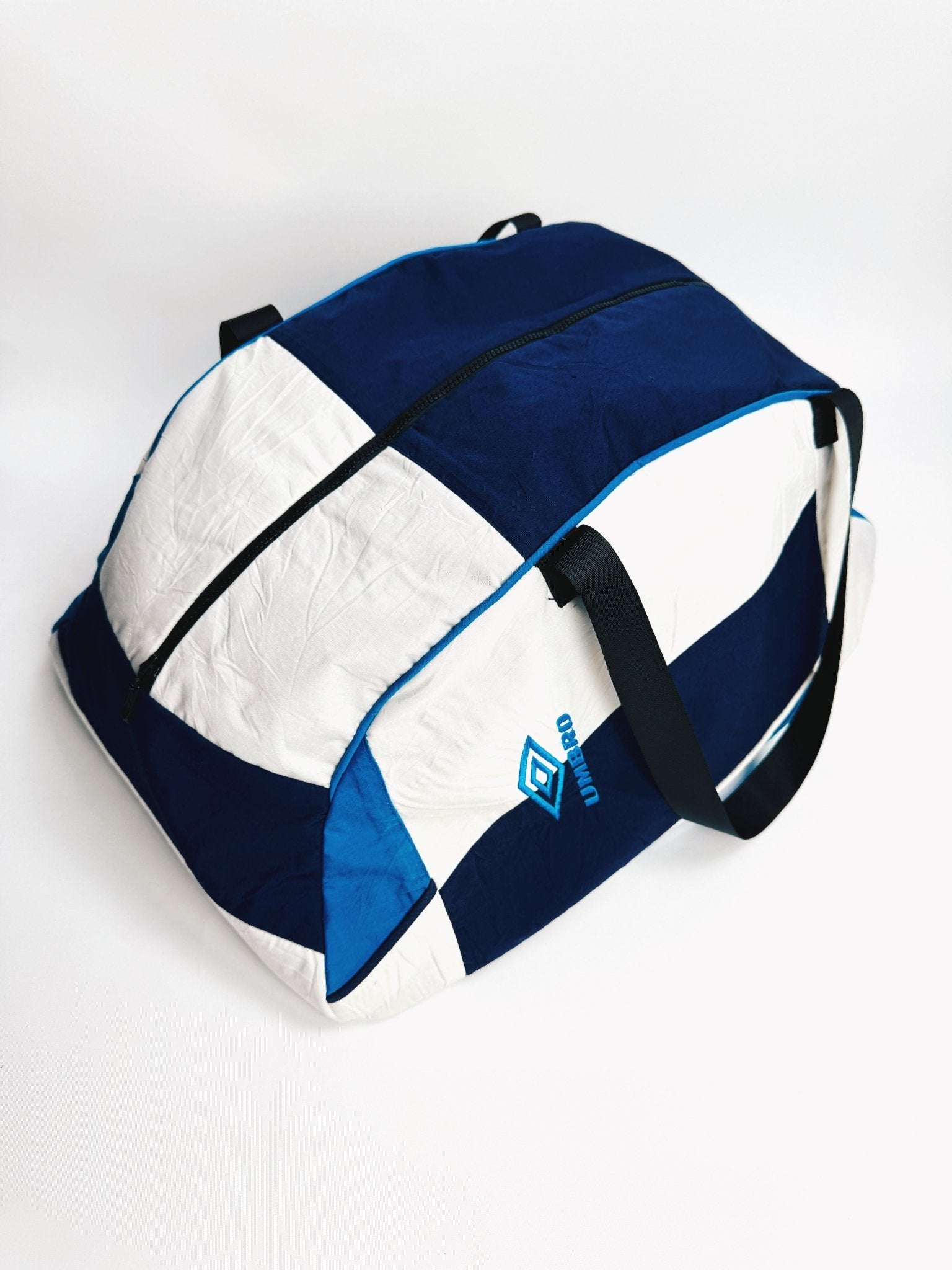 England Duffle Bag - Unwanted FC - stride