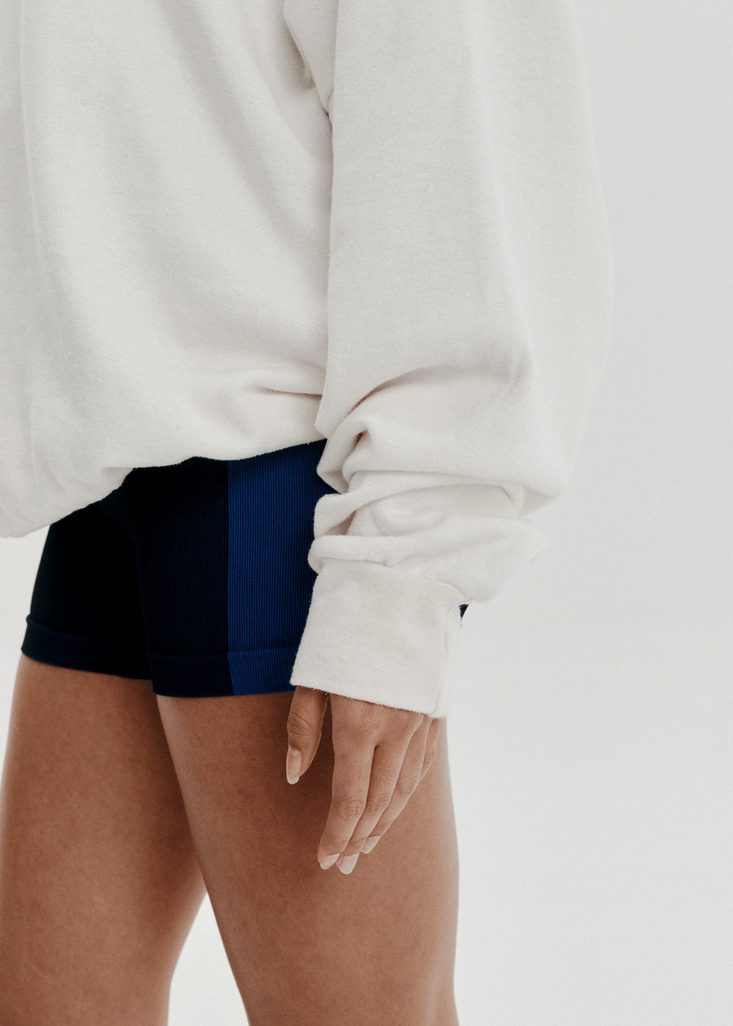 Find Peace Within Crewneck Sweatshirt - Off White/Blue - Pinky & Kamal - stride