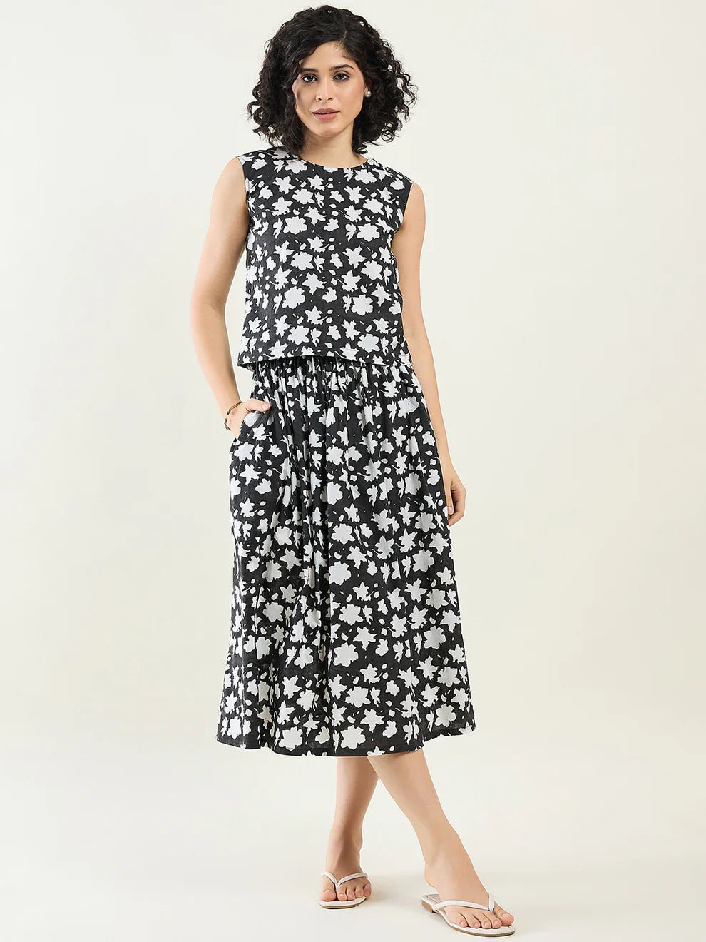 Floral Printed Top and Full Skirt Coord Set for Women | Monochrome - Bethikal - stride