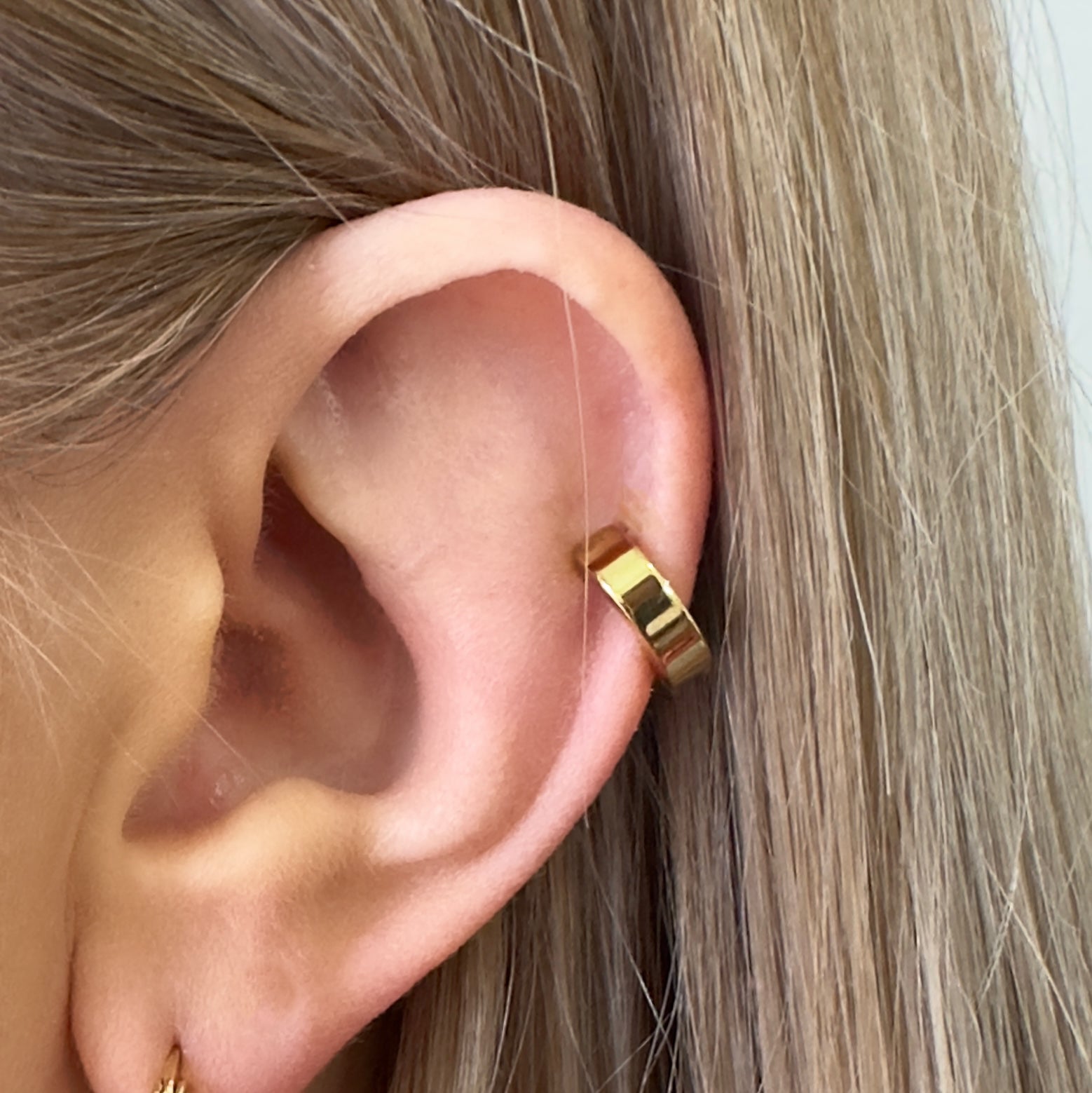 Unite Gold Ear Cuff