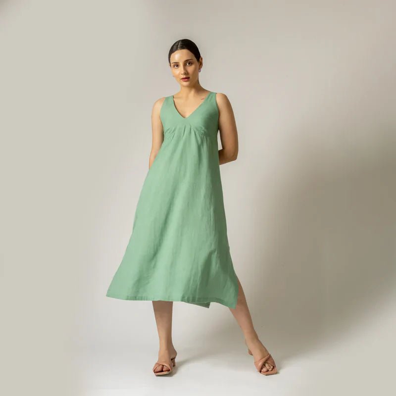 IRIS GREEN DRESS - Bethikal - stride