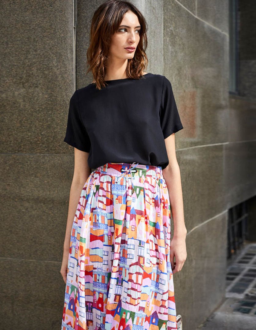 Kathleen Skirt - Urban Scapes - Devoi - stride