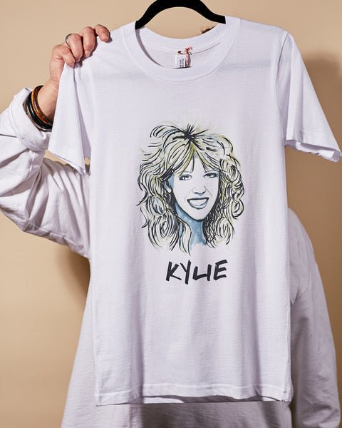 Kylie Minogue - High Tees - stride