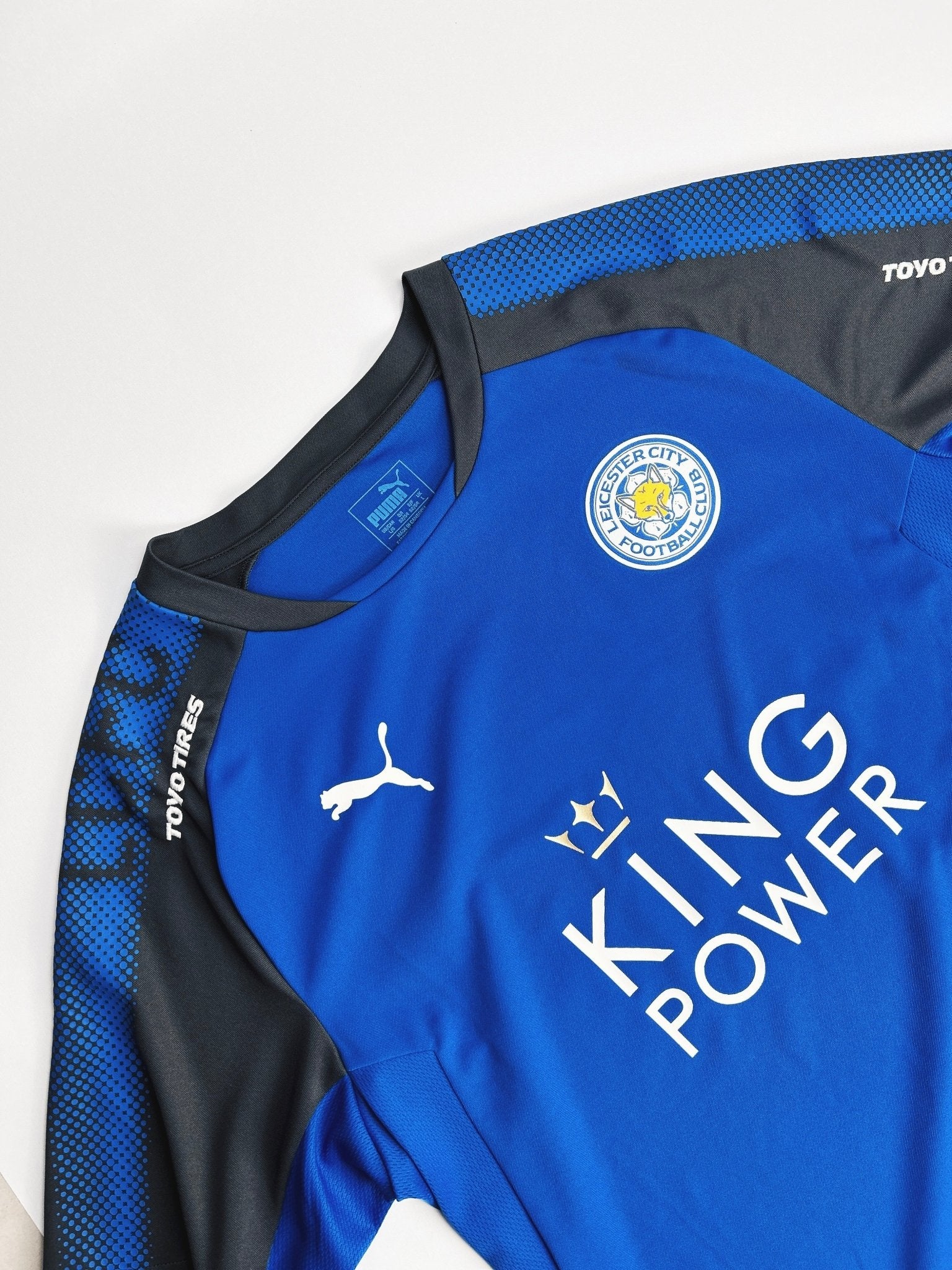 Leicester City Training Kit 2017 - 18 L - Unwanted FC - stride