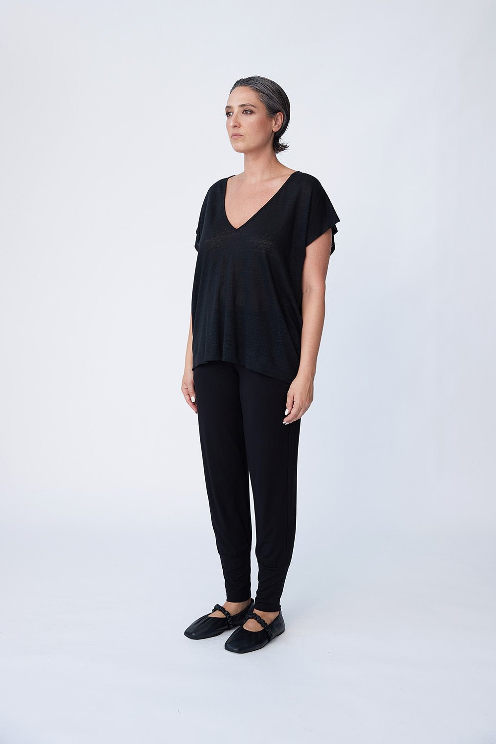 Linen Jersey Slim Poncho Top - Black - Tluxe - stride