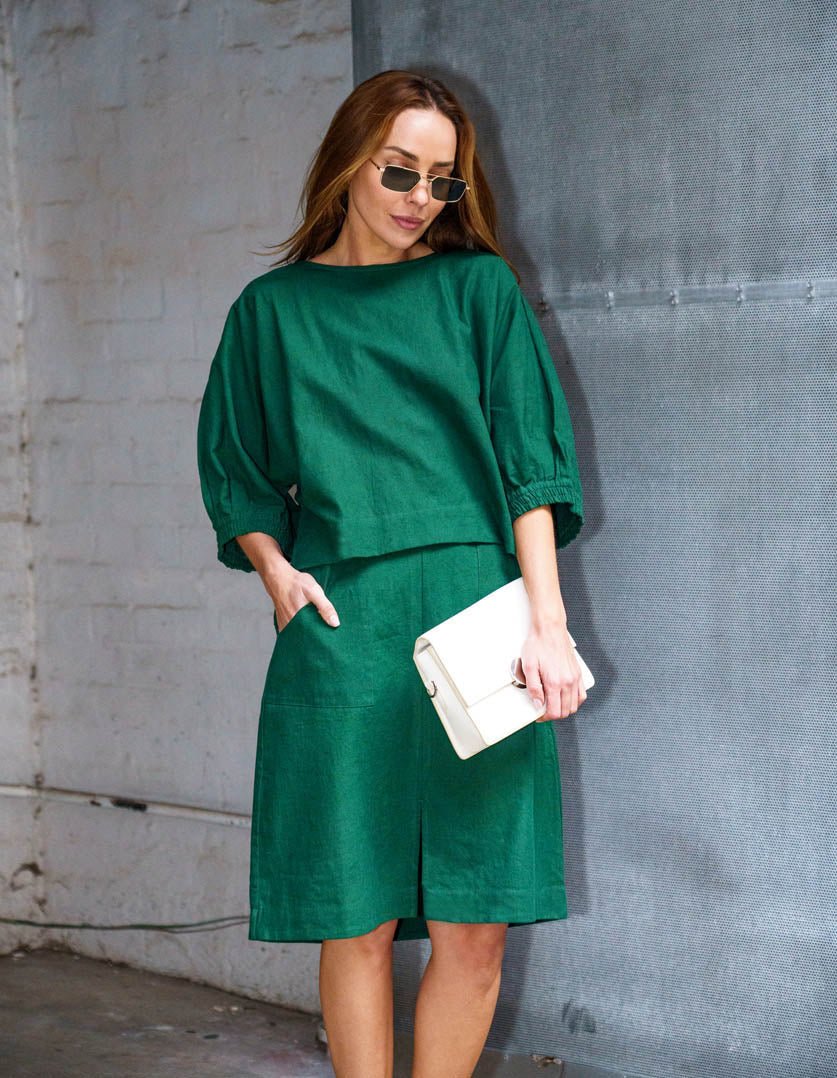 Maya Skirt Emerald Green in Linen - Devoi - stride