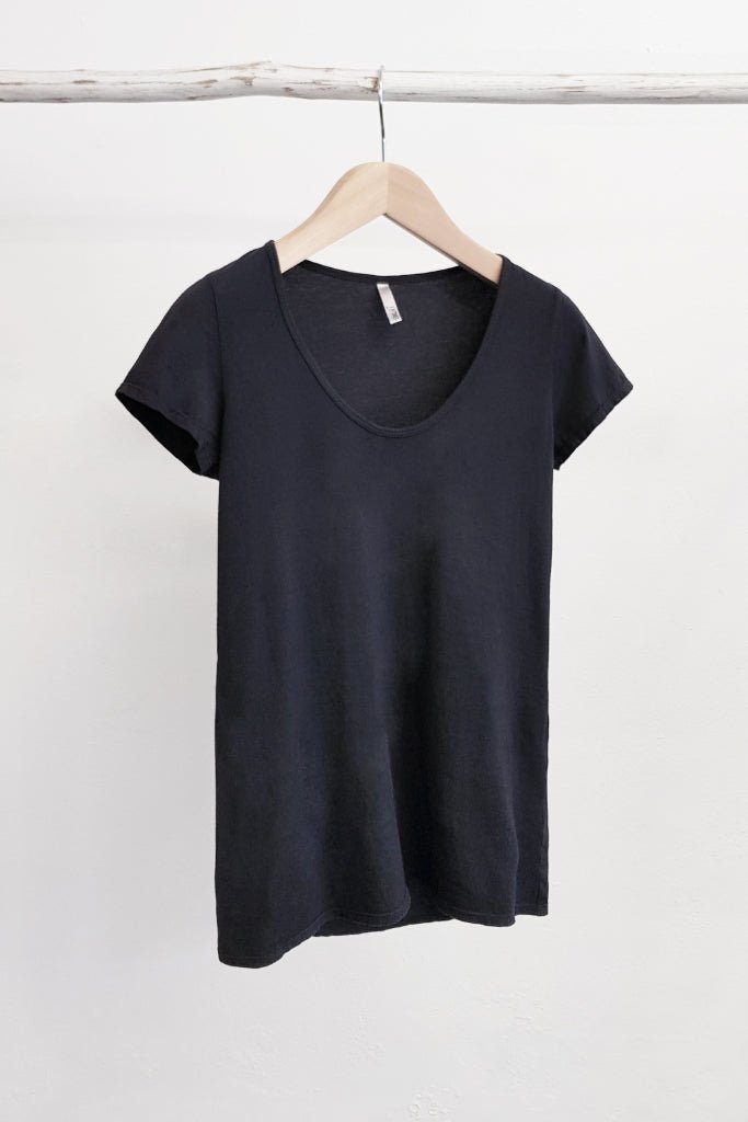 Organic Cotton Perfect Tee - Gunmetal - Tluxe - stride