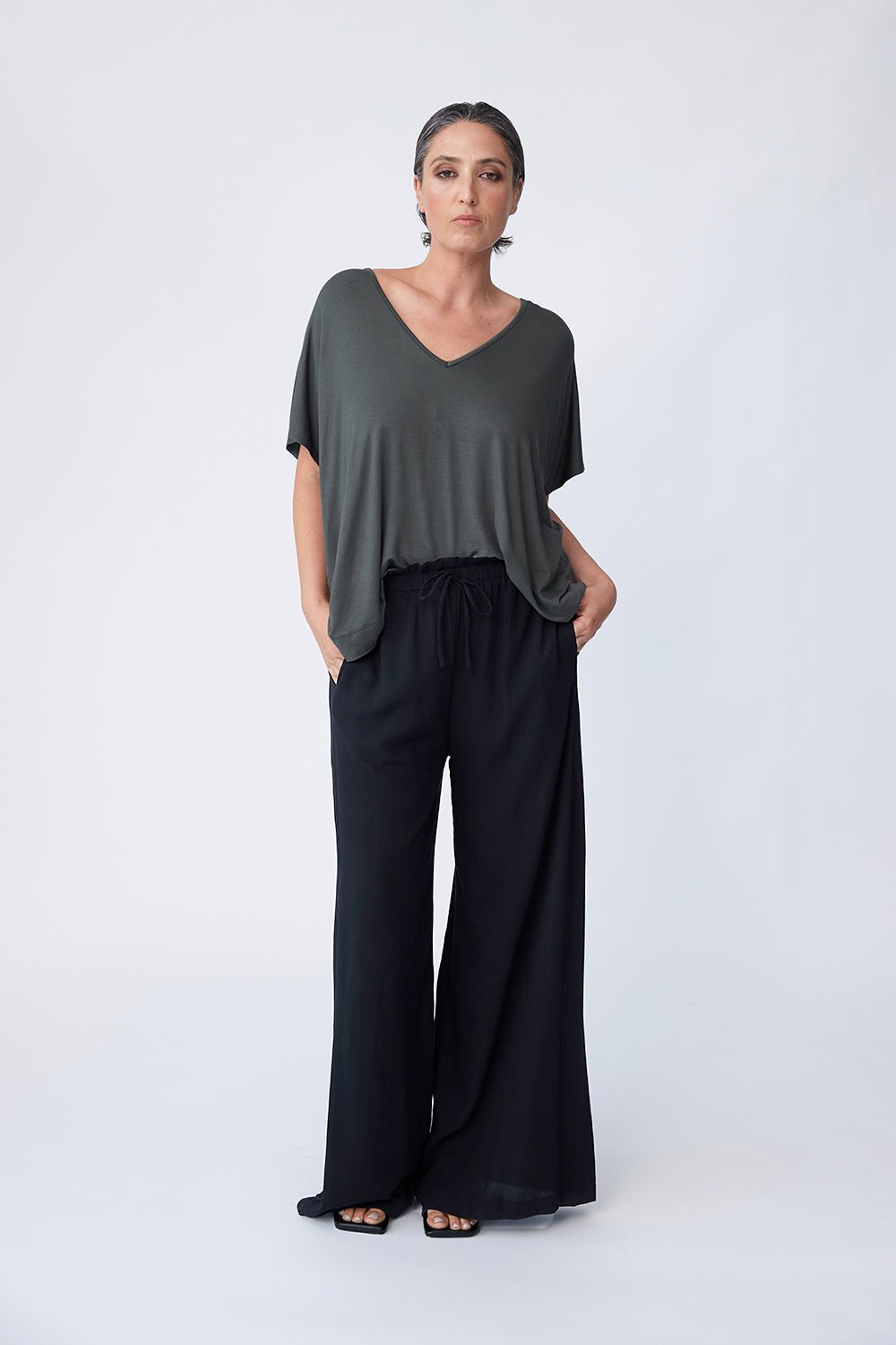 Perfect Pull on Wide Leg Pant - Black - Tluxe - stride