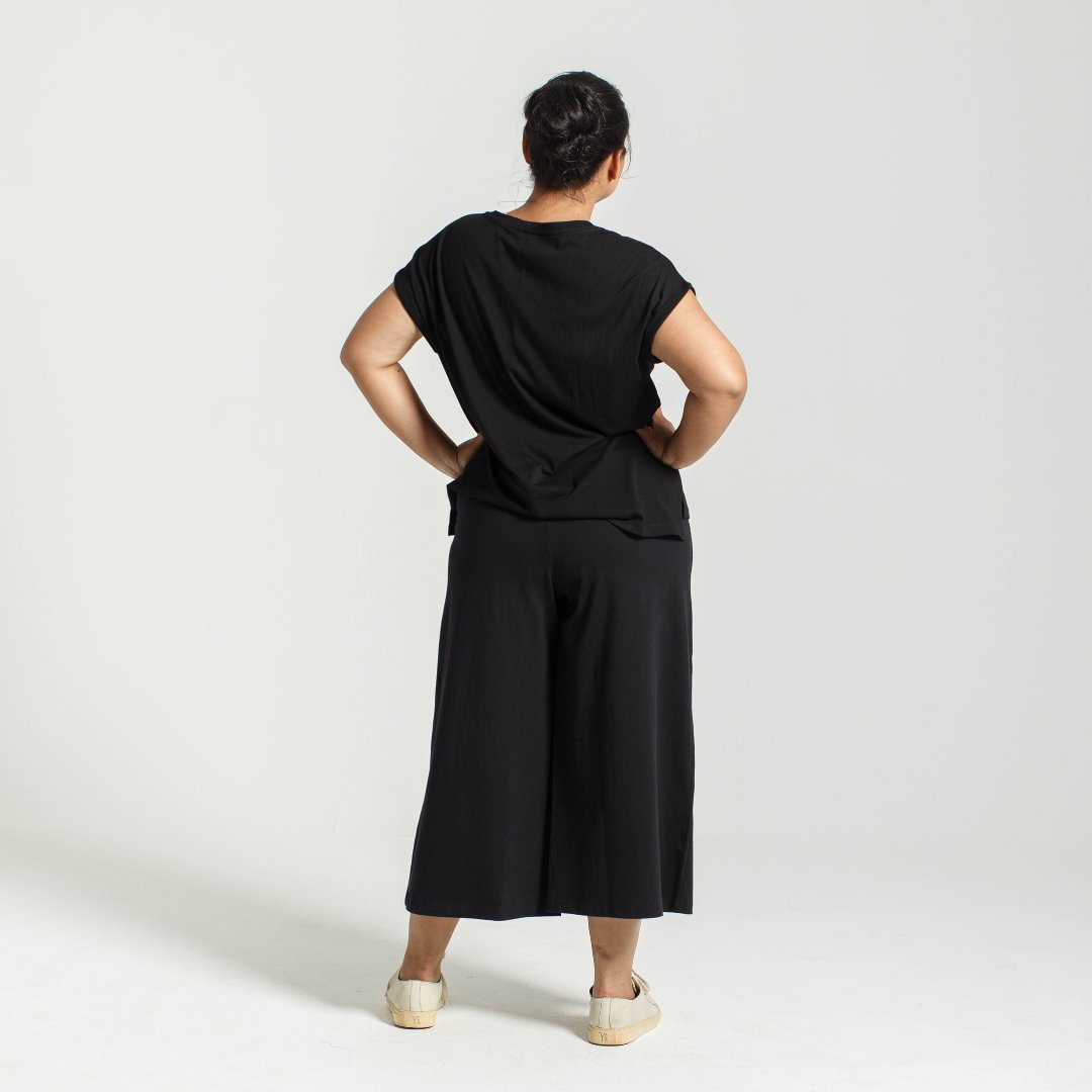 Rolled Sleeve Crew | Black - Dorsu - stride