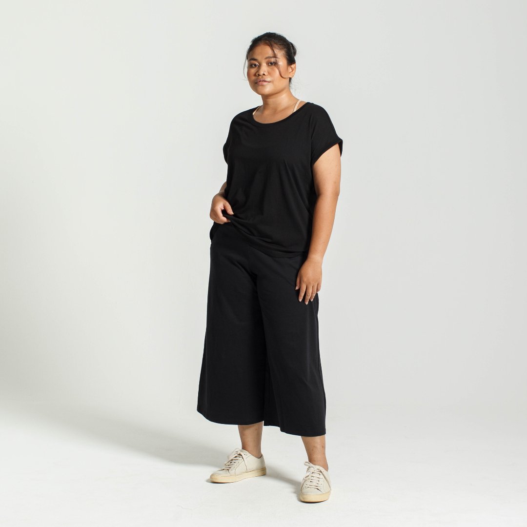 Rolled Sleeve Crew | Black - Dorsu - stride