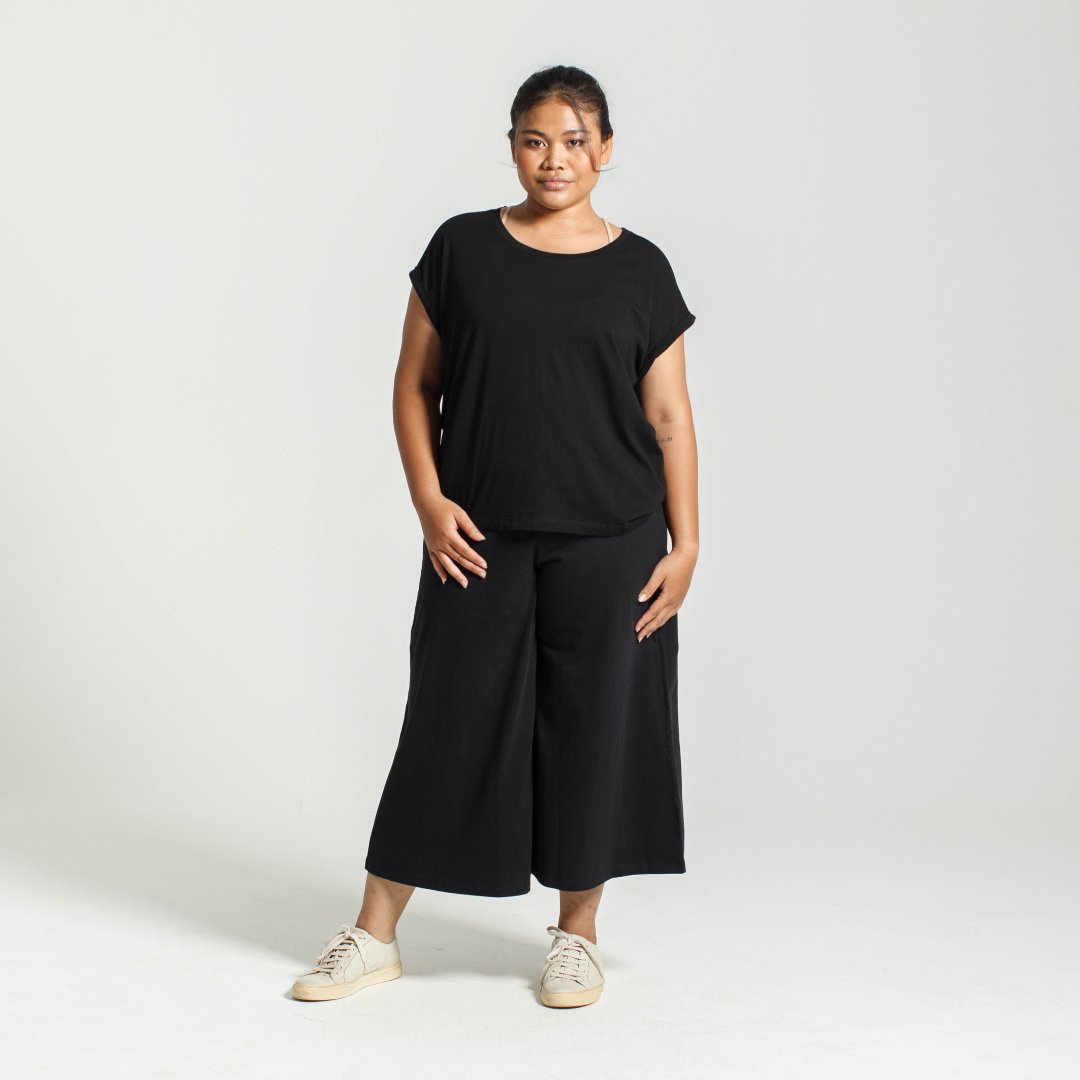 Rolled Sleeve Crew | Black - Dorsu - stride