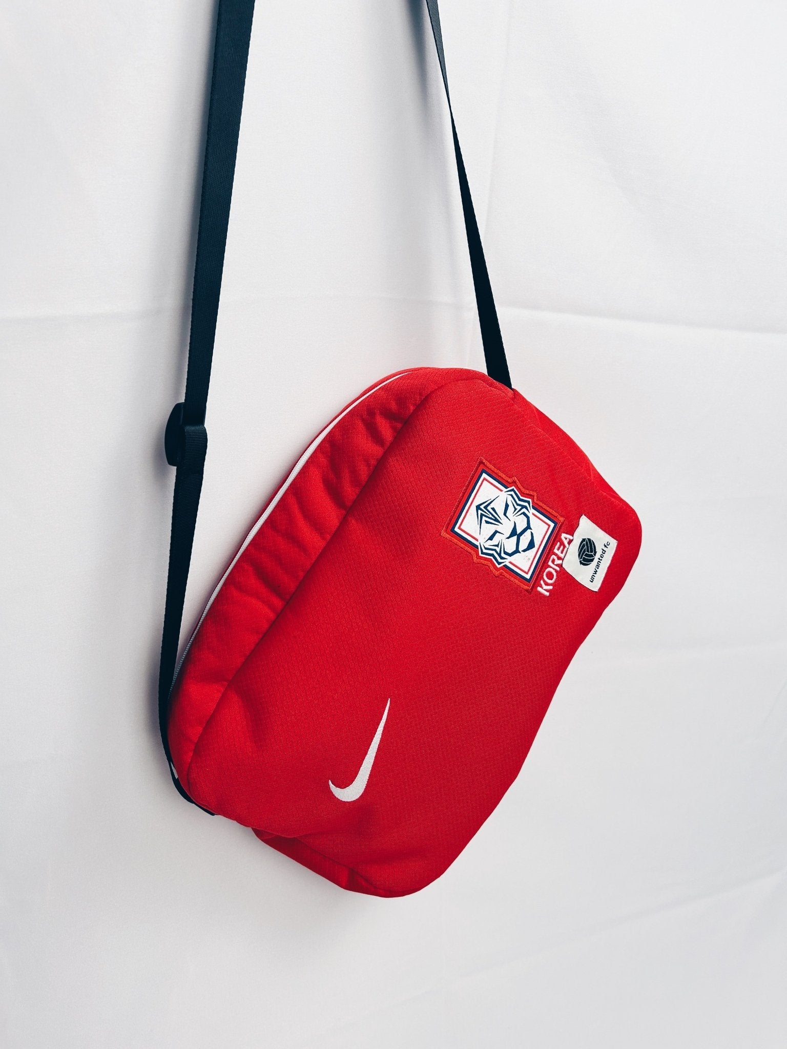 South Korea Side Bag - Unwanted FC - stride