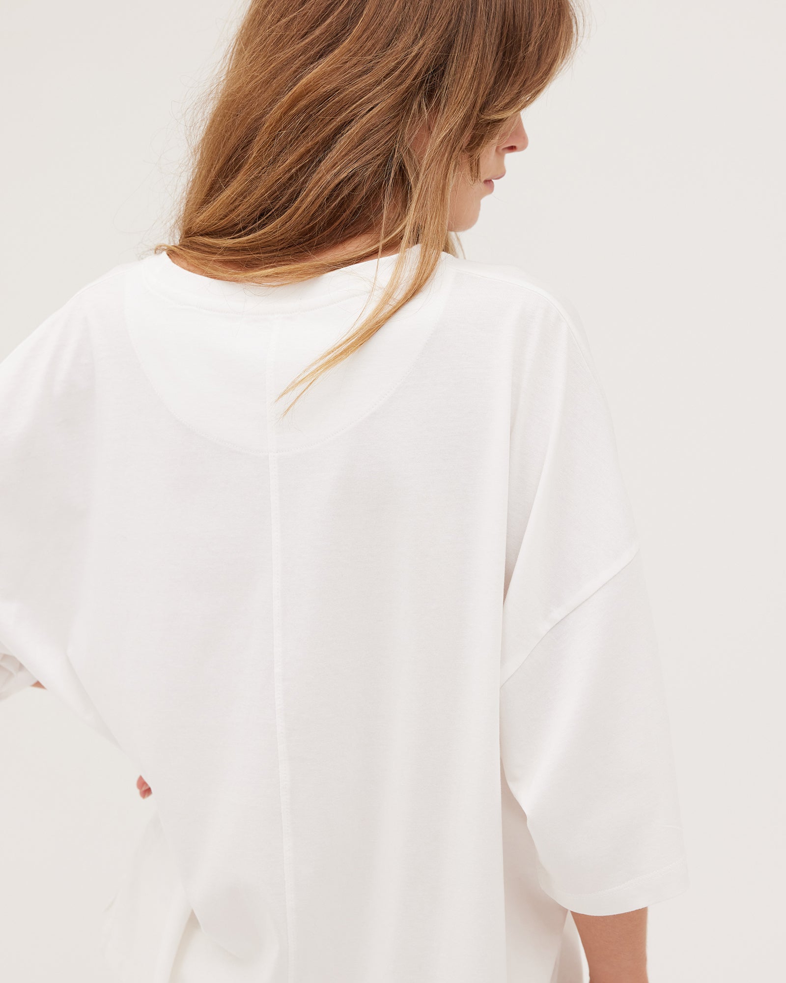 The Boyfriend Tee | White - Cloth & Co - stride