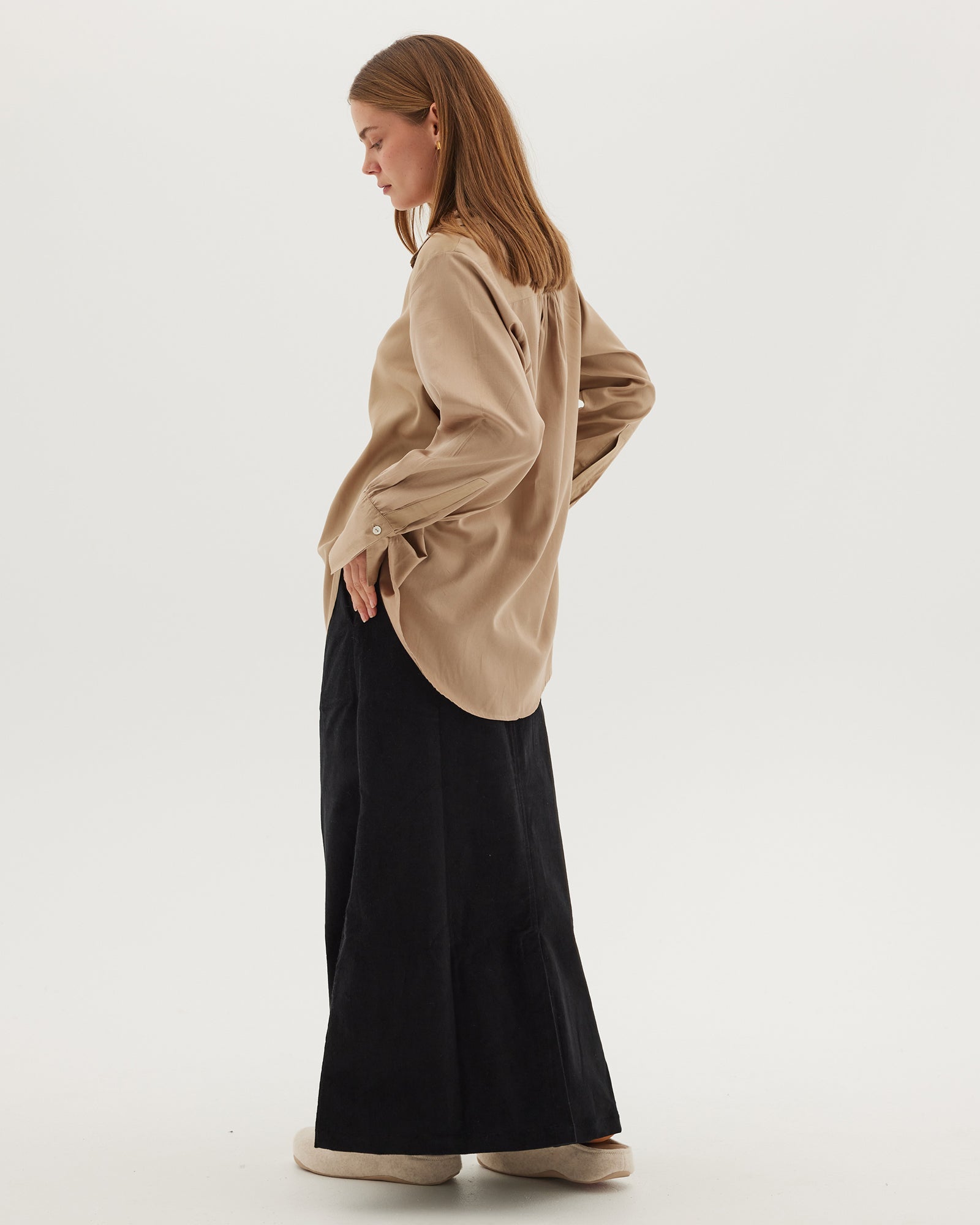 The Corduroy Tailored Skirt | Black - Cloth & Co - stride