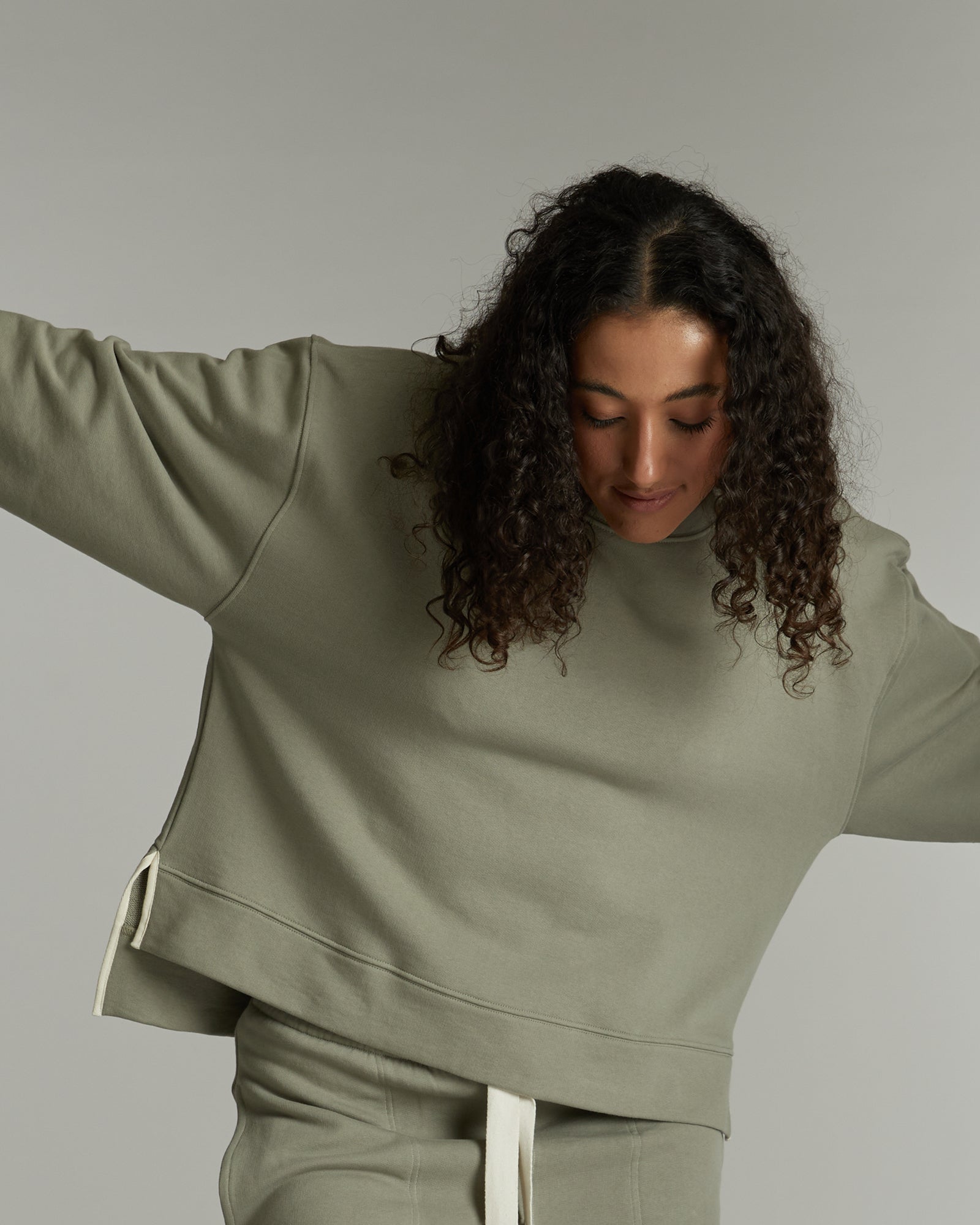 The Light Terry Sweat | Thyme - Cloth & Co - stride