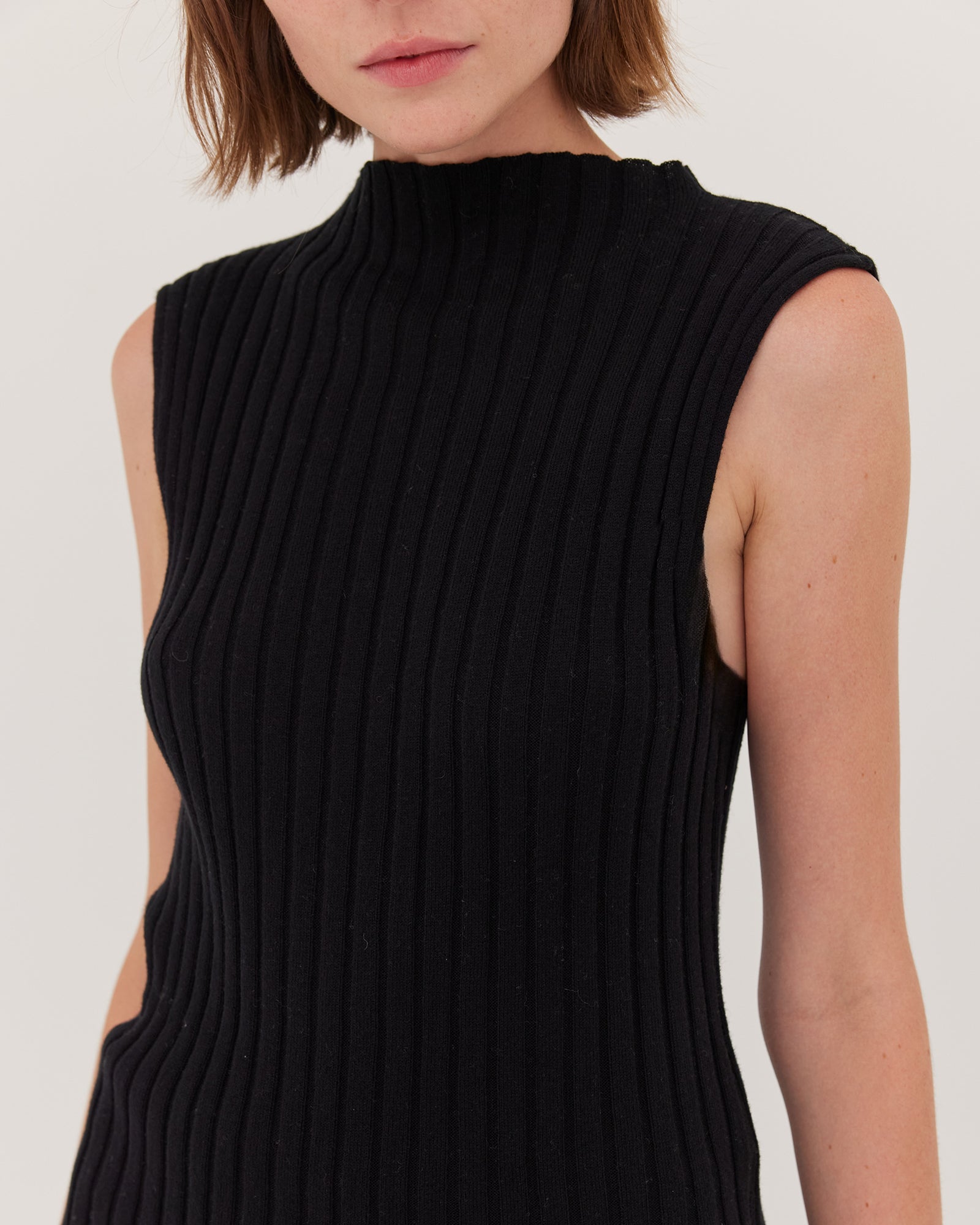 The Rib Funnel Neck Tank | Black - Cloth & Co - stride