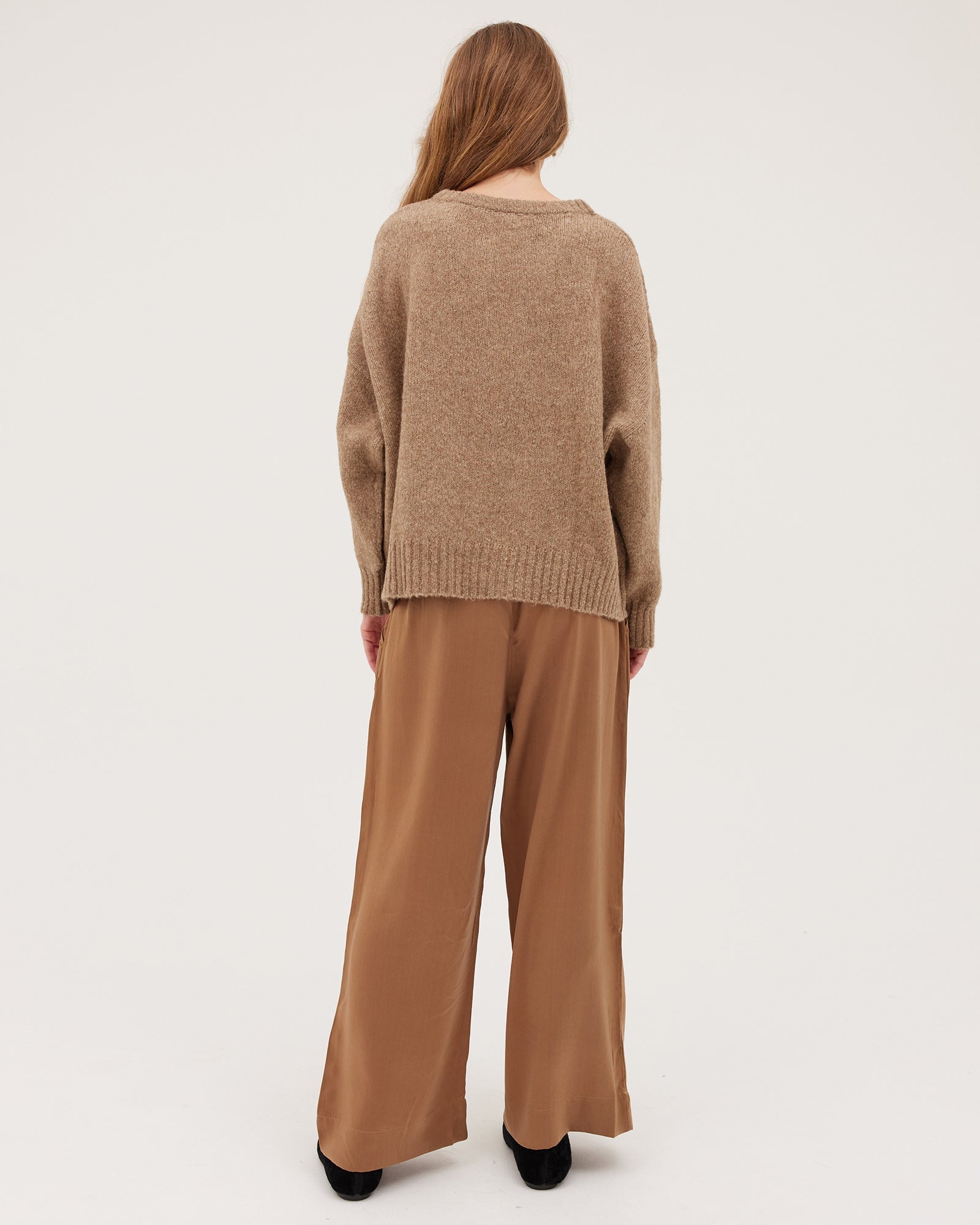 The Silk Pant | Bronze - Cloth & Co - stride