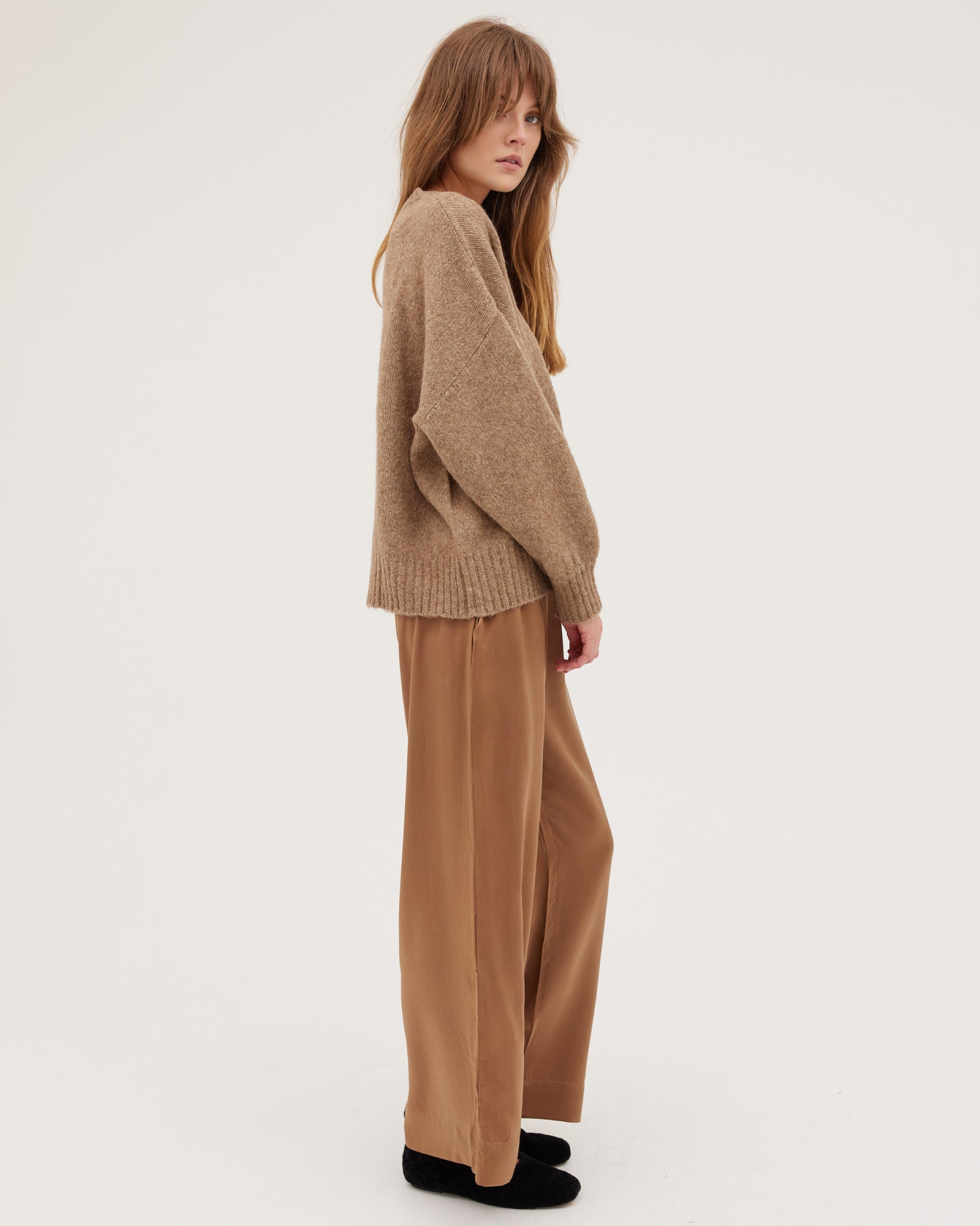 The Silk Pant | Bronze - Cloth & Co - stride