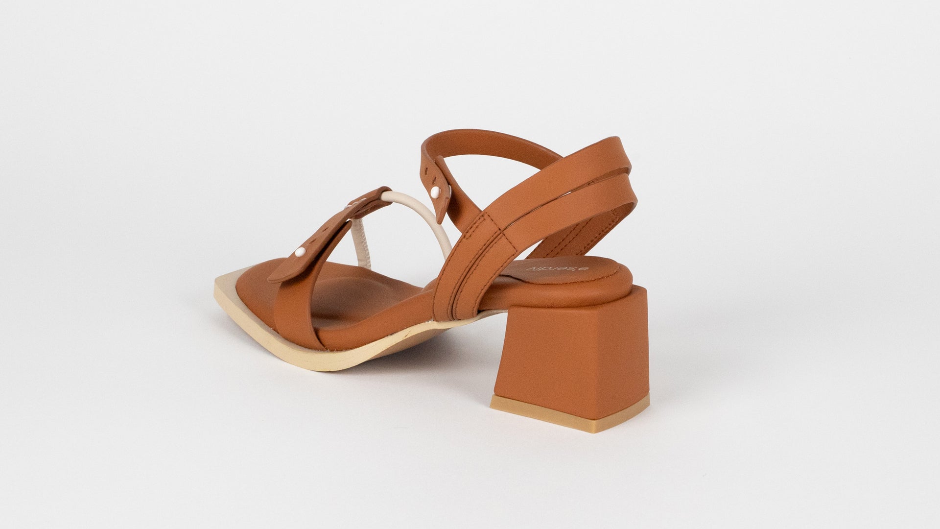 THE SQUOVAL SANDAL - ə'serdiv - stride