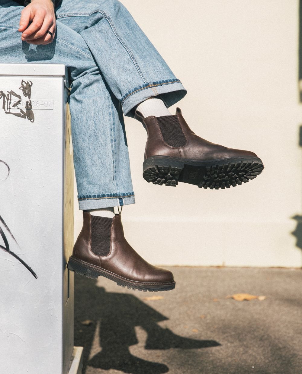 The Noskin signature Chelsea Boot in brown-Noskin-stride